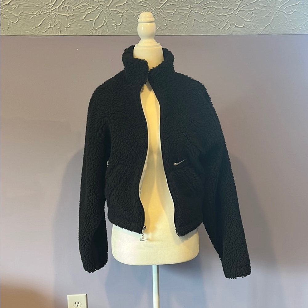 Nike Black Sherpa  Zip-Up Jacket Size XS